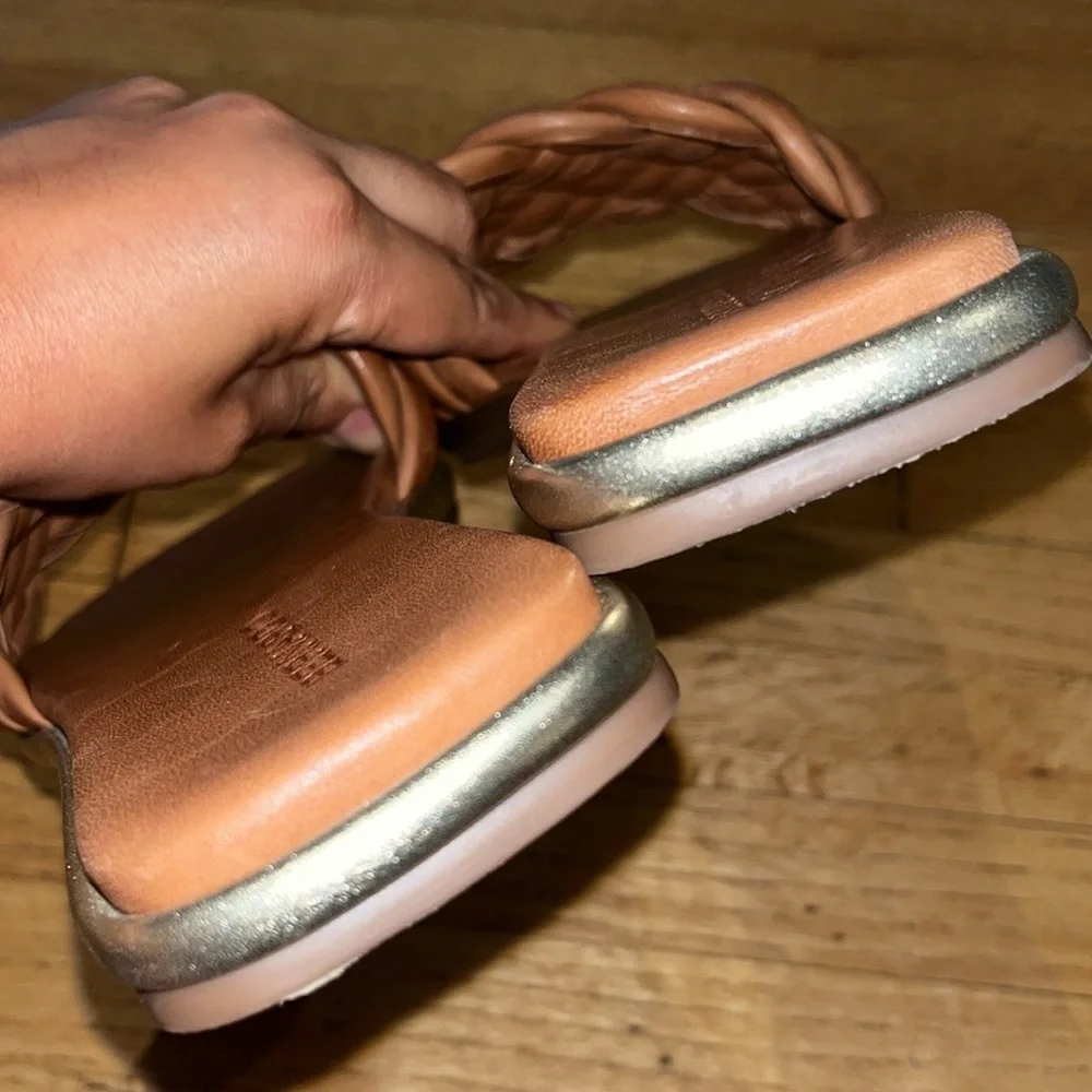 New Bernardo Troy Slide Sandal - Luggage - Picture 16 of 17